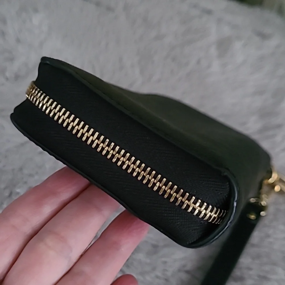 Michael Kors black wallet